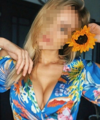 Чувственная и страстная, я предлагаю воплотить все твои фантазии в жизнь. 🌟
Я обладаю нежной кожей и изящной фигурой, которая возбуждает и привлекает взгляды окружающих. Моя цель - ублажить тебя, погрузить в мир наслаждения и сделать каждую нашу встречу незабываемой.
У меня широкий спектр услуг, от незабываемого эротического массажа до пикантных ролевых игр. Мои услуги всегда выполняются с особым вниманием к деталям и максимальным удовольствием для обоих.
Я предлагаю встречи в уютной обстановке Москвы, ведь это город, который полон возможностей и соблазнов. Мои клиенты оставляют мне самые теплые отзывы - ты можешь увидеть некоторые из них на моих фото.
✨ Не откладывай свою счастливую встречу на потом, а позвони мне сегодня. Насладись моей любовью и искусством удовлетворения. Жду тебя! 💋 Юлия