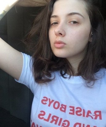 💋
У меня есть много услуг, которые доставят тебе настоящее удовольствие: классический и эротический массаж, стриптиз, ролевые игры и многое другое. 🎭 Я гарантирую тебе полное расслабление и удовлетворение твоих самых сокровенных фантазий. 😉
Ты можешь посмотреть мои фото, чтобы убедиться в моей красоте и шарме. ✨ Фигура модельная, обворожительная грудь и взгляд, от которого невозможно оторвать глаз. Я уверена, что ты не сможешь устоять перед моими обольстительными формами. 😍
У меня есть множество положительных отзывов от довольных клиентов. Они отмечали мою профессиональность, внимание к деталям и нежность, которую я создаю во время нашей встречи. 💕
Так что не теряй время зря, давай встретимся прямо сейчас и погрузимся в мир наслаждения вместе. Живу в Москве и жду тебя в своей уютной апартаменте или могу приехать к тебе в гости. 😘 Не упусти возможность испытать незабываемые эмоции и ощущения со мной! 😉 Екатерина